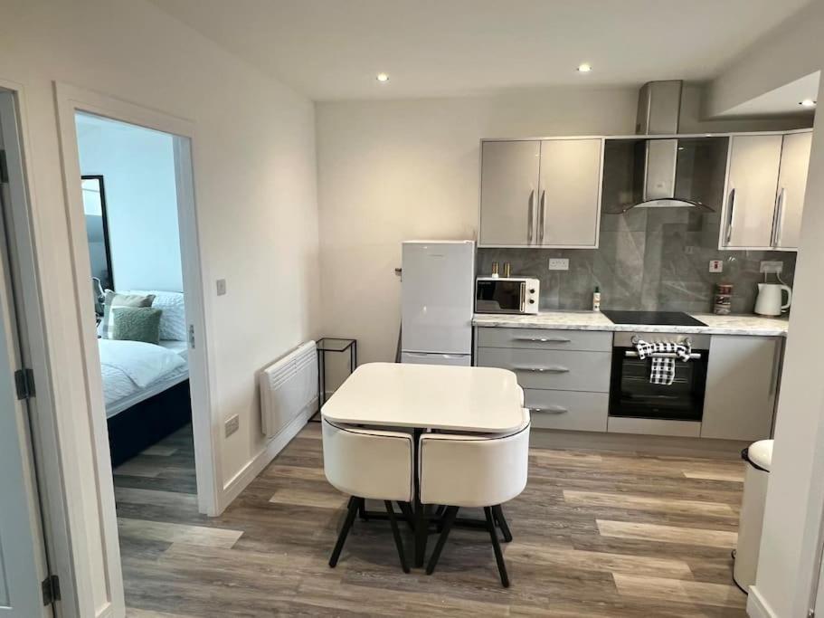 New 2 Bed Preston City Centre Flat - Sleeps 4 Exterior foto